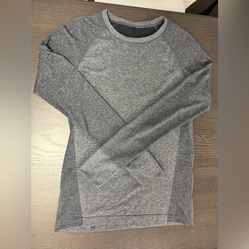 RYU long sleeve technical workout top grey size M